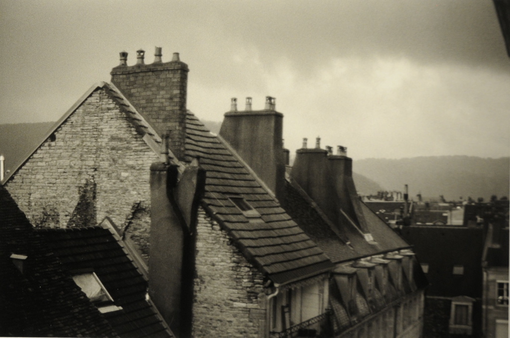 Besançon, vue sur les toits et cheminées