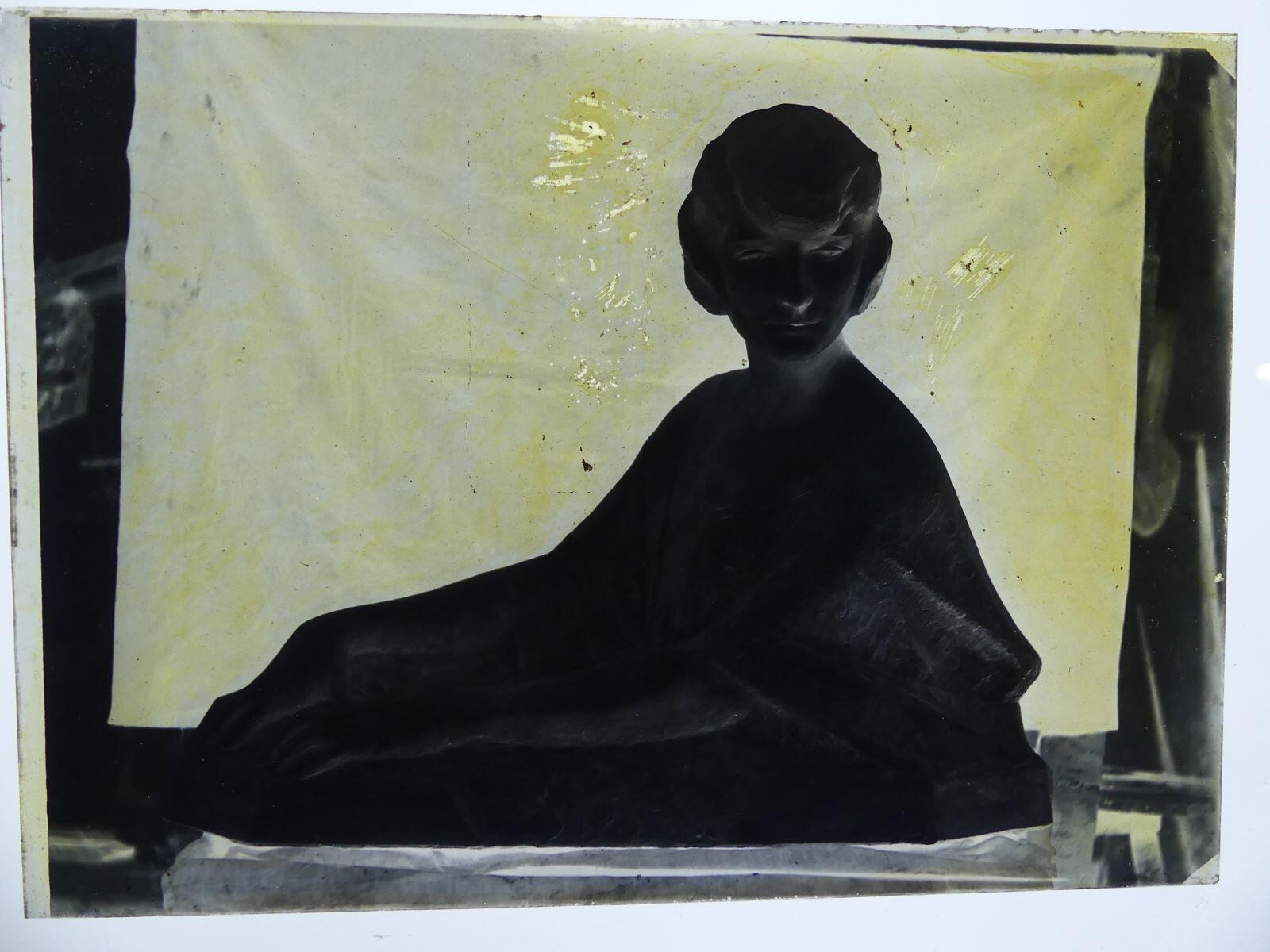 La sculpture "Mademoiselle Andrée Cognard, pianiste"