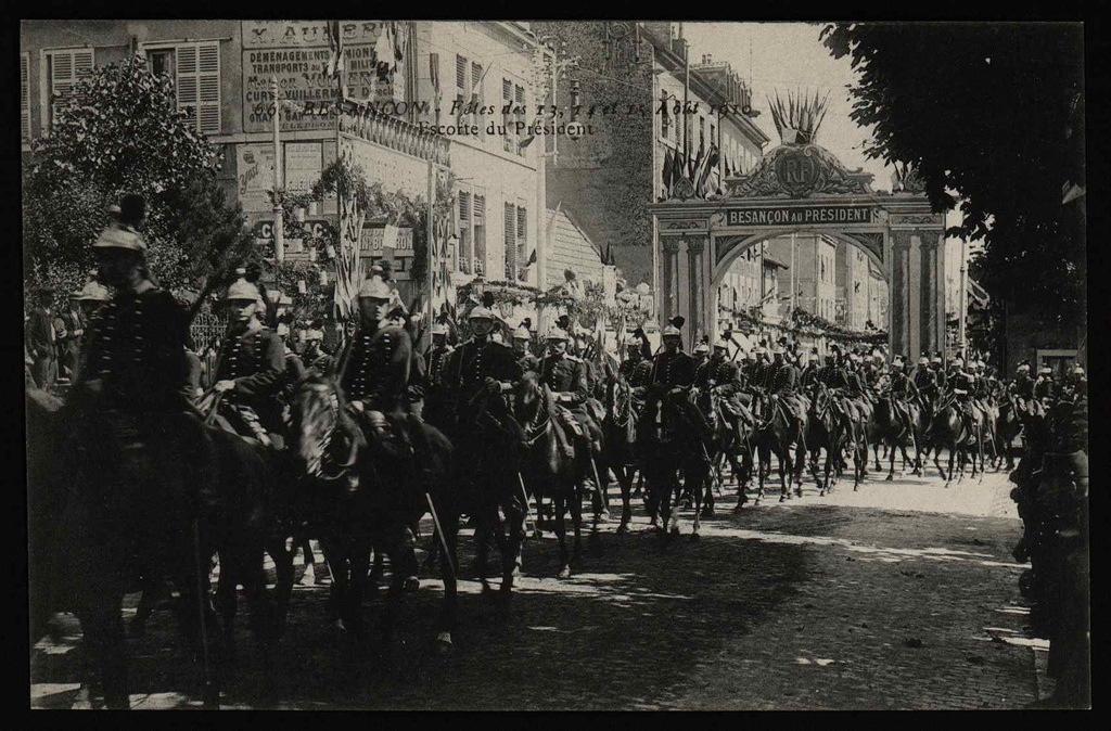BESANÇON - Fêtes des 13, 14 et 15 Août 1910 - Escorte du Président