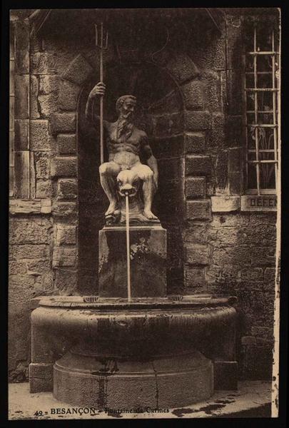 BESANÇON - Fontaine de Carmes