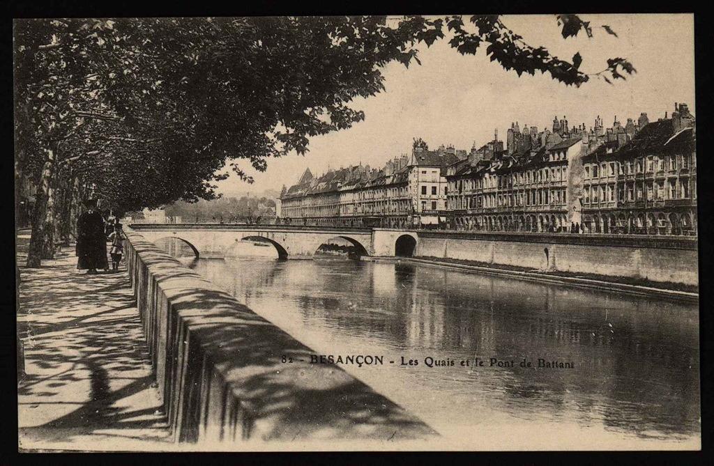BESANÇON - Les Quais et le Pont de Battant