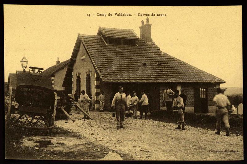14 - Camp du Valdahon - Corvée de soupe