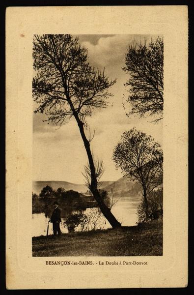 BESANÇON-les-BAINS - Le Doubs à Port-Douvot