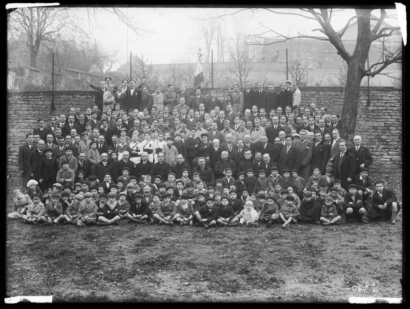 Photographie de groupe de membres de l'association La Bousbotte