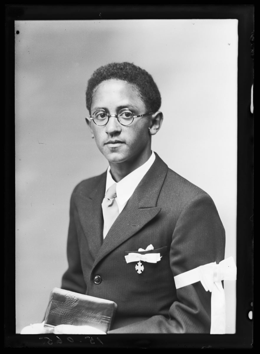 Portrait d'un jeune communiant