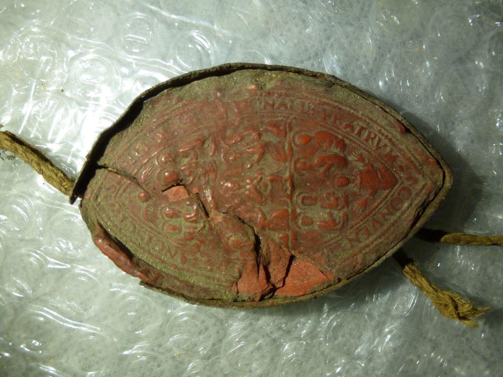 Cachets de cire rouge