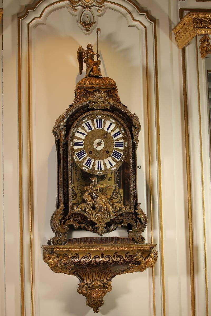 Pendulette sur socle