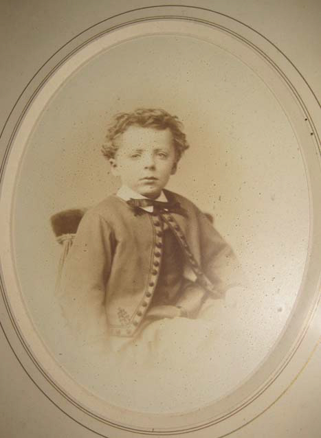 Albert de Sarret de Grozon enfant