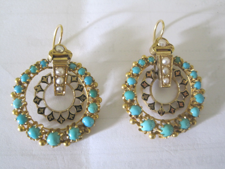 Paire de boucles d'oreilles