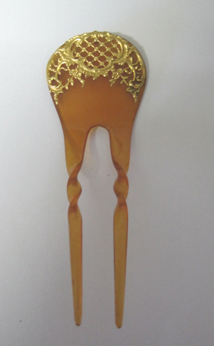 Peigne écaille avec monture en or