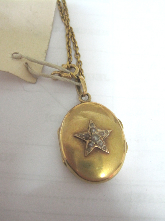 Médaillon pour cheveux avec chaîne