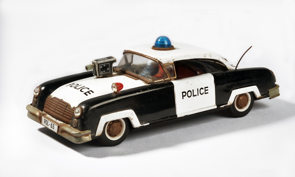 Voiture de Police (titre d'usage)