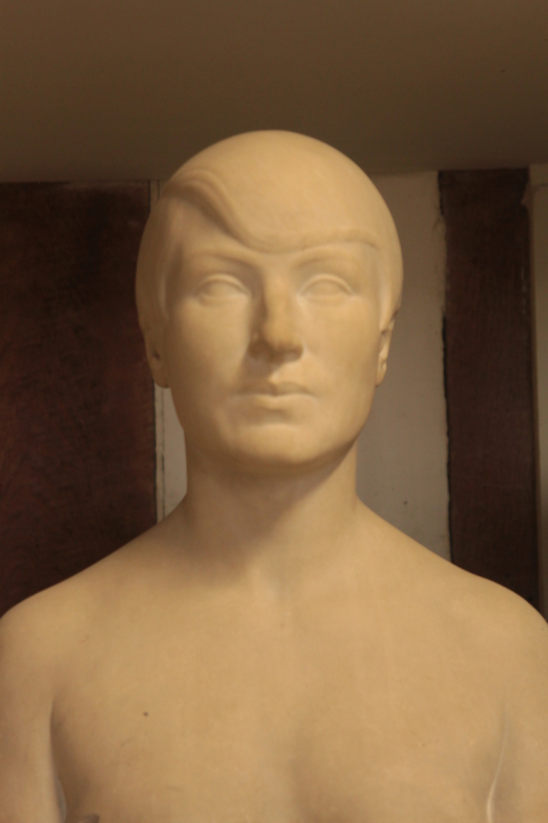 Buste de Madame Germaine Meyer