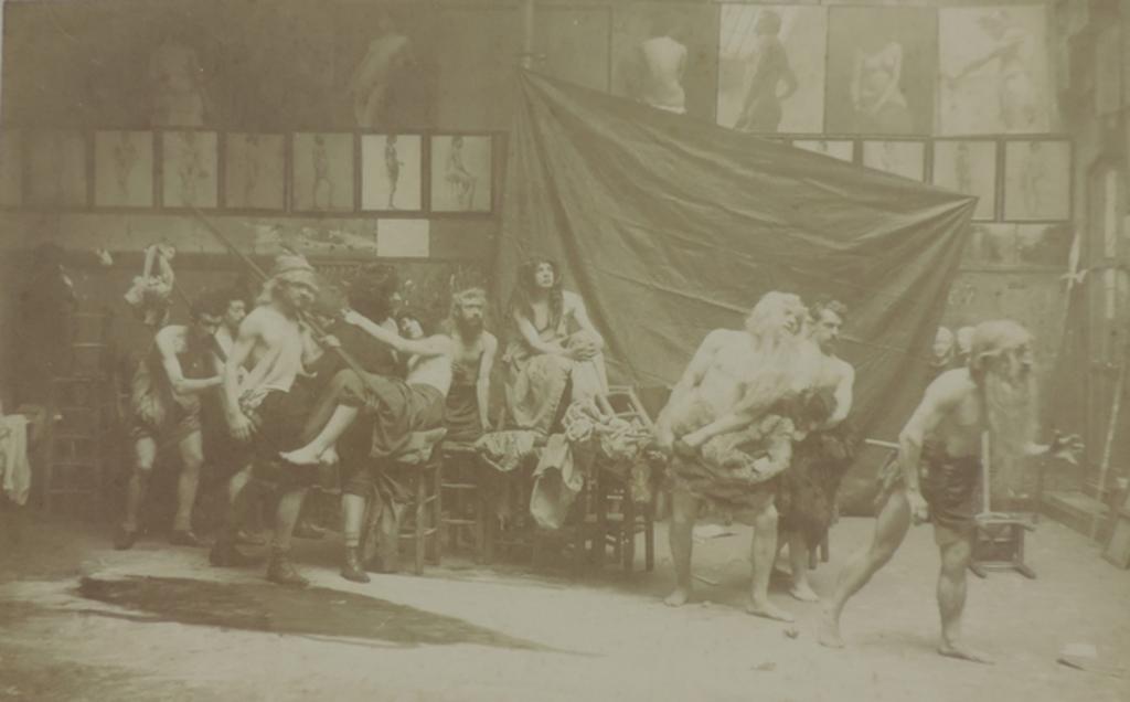 Une classe de l'Académie Julian représentant en tableau vivant 'Le Caïn' de Fernand Cormon