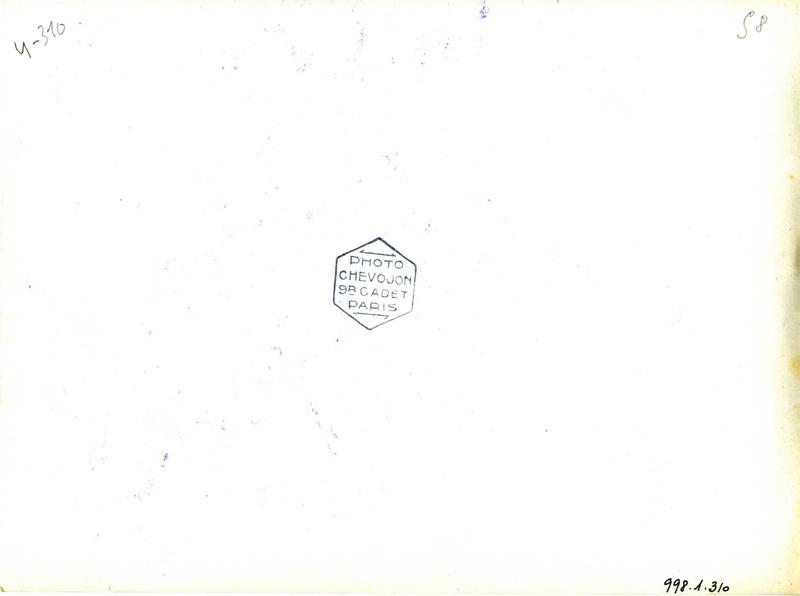 Vue de la cité-jardins en construction - Immeubles collectifs (Titre fictif)