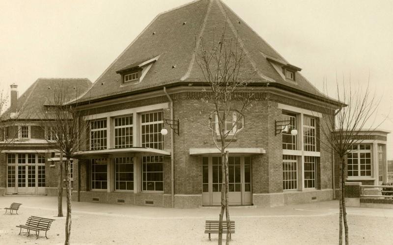Ecole maternelle Wilson de la cité-jardins : façade de la cour intérieure (Titre fictif)