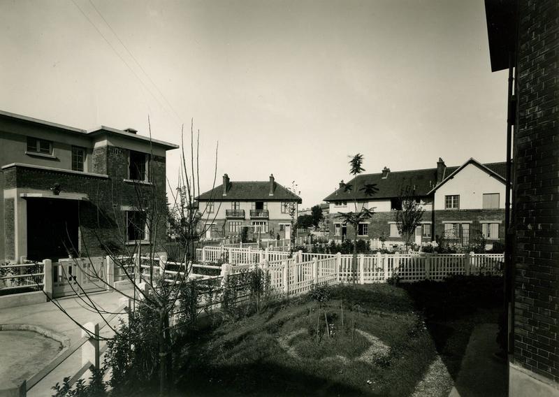 Vue de la cité-jardins - Les pavillons individuels (Titre fictif)