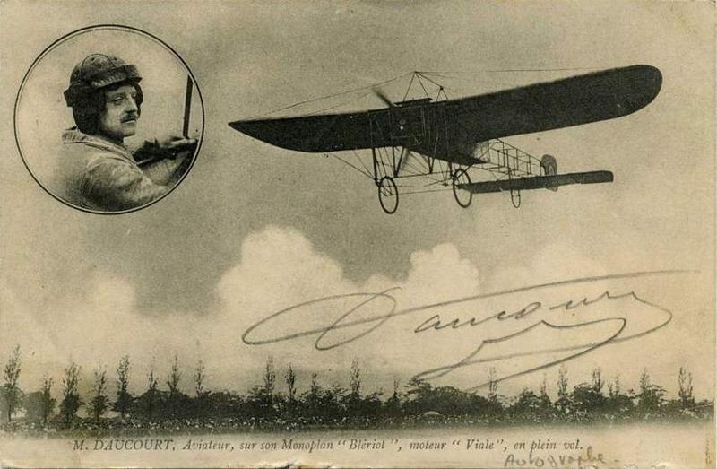 M. Daucourt, Aviateur, sur son Monoplan 'Blériot'