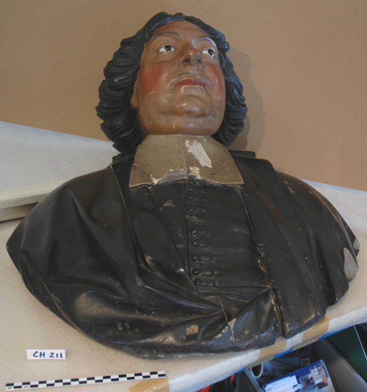 Buste en plâtre polychrome de Jacques Thivet