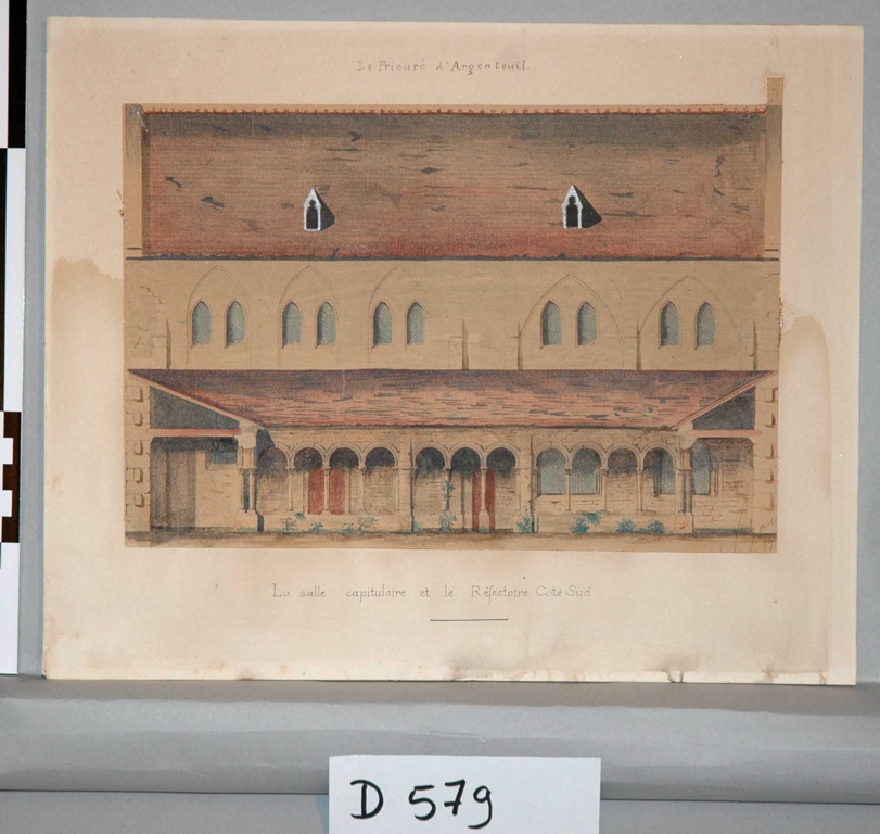 Vue de la façade du réfectoire et de la salle capitulaire du Prieuré