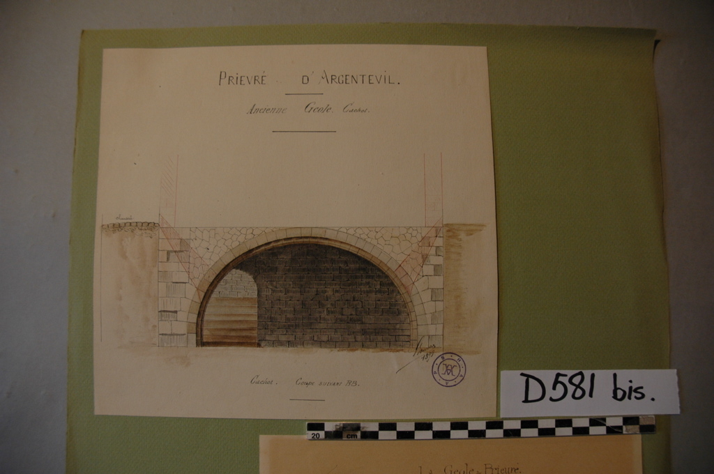 La geôle de l’auditoire du Prieuré, coupe transversale