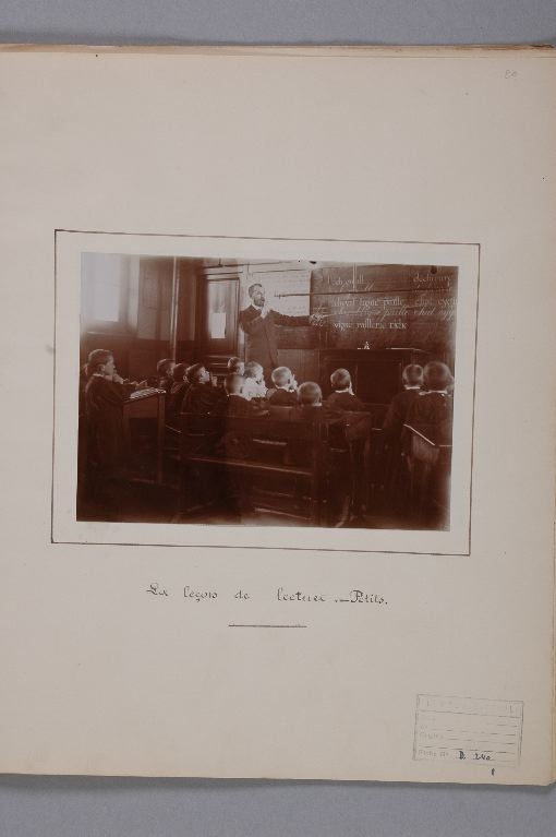 La leçon de lecture à l ‘école
