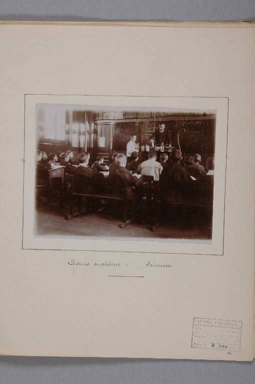 Cours supérieur, Sciences