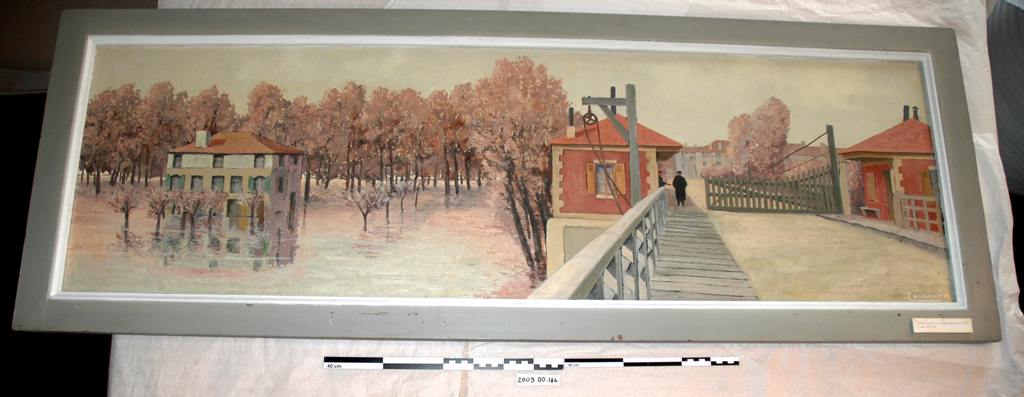 Inondation à Argenteuil en 1910 : vue du premier pont à péage et de la dernière maison du passeur