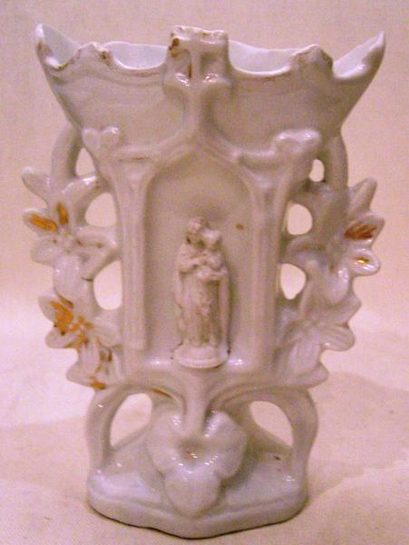 Petit vase religieux