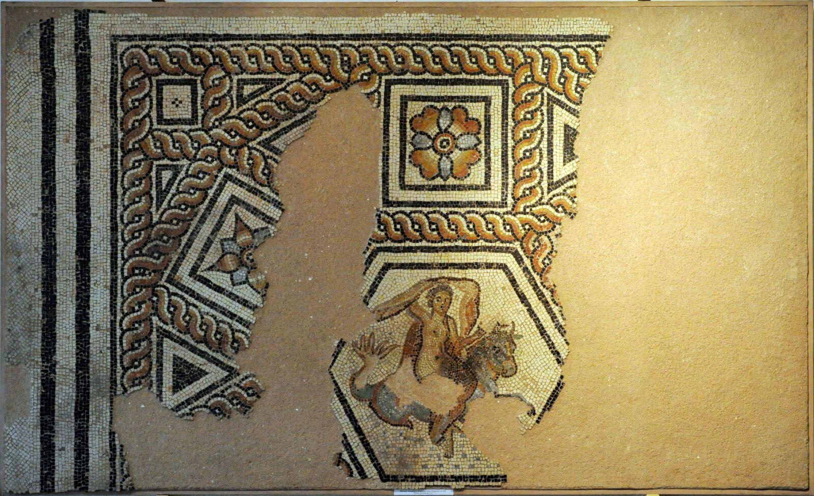 mosaïque des Néréides