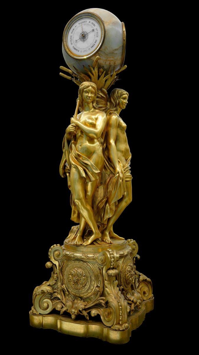Trois nymphes, pendule baromètre ; Pendule et baromètre soutenus par trois femmes