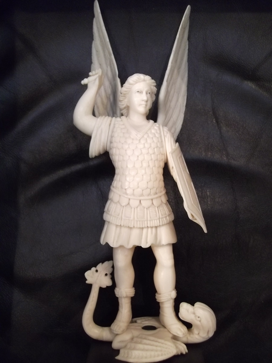 L'archange saint Michel terrassant Lucifer (titre d'usage)