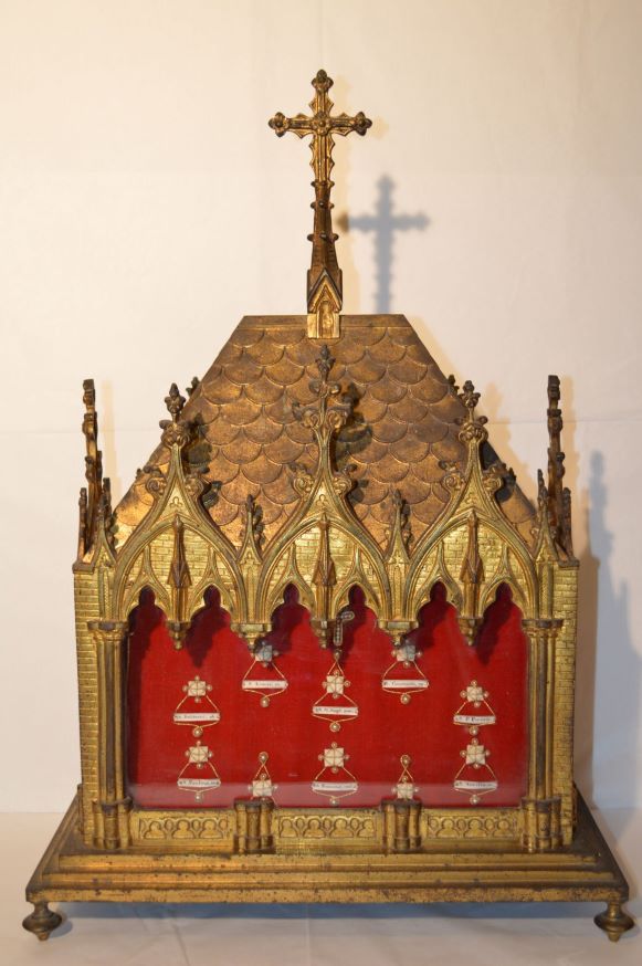 Châsse-reliquaire de Buxières-sous-Les-Côtes (titre d'usage)