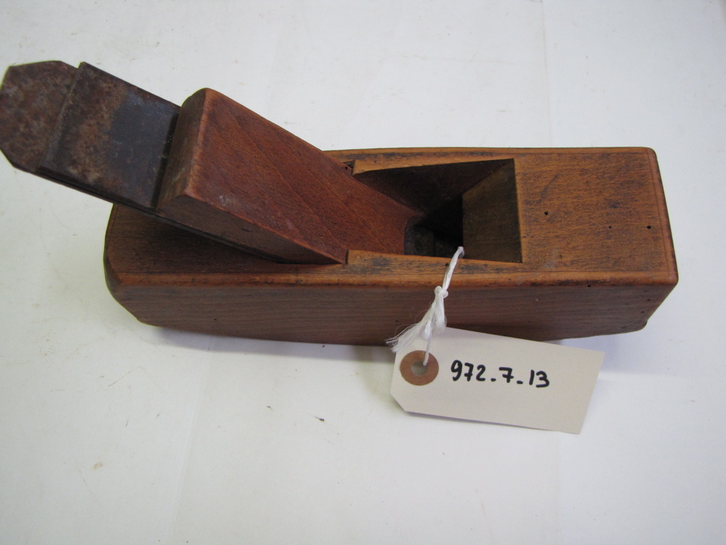 outil de menuiserie (titre d'usage)