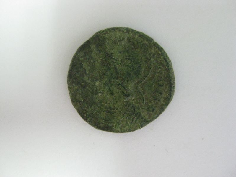 monnaie romaine, empereur Constantin Ier (?)