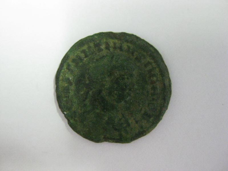 monnaie romaine, empereur Constantin Ier ou Constantin II