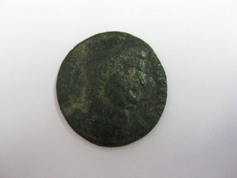 monnaie romaine, empereur Magnence