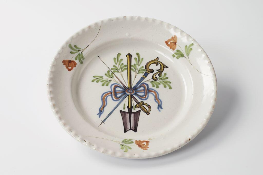Assiette au décor révolutionnaire