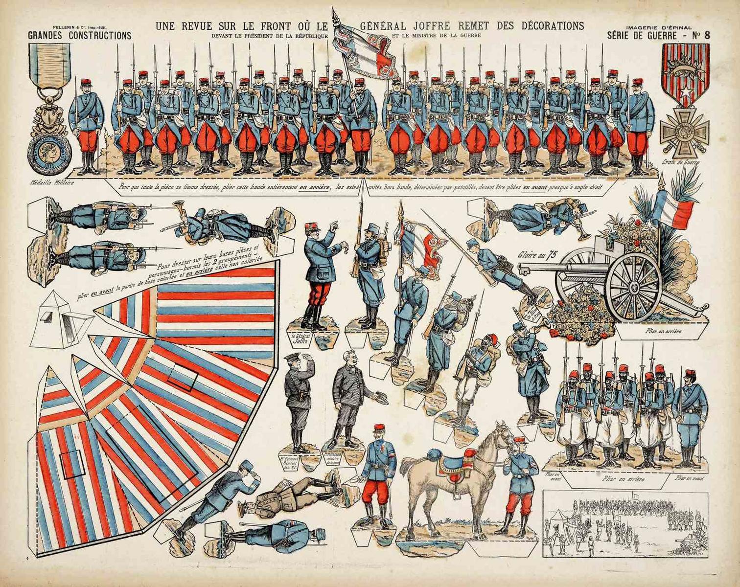 UNE REVUE SUR LE FRONT OÙ LE GÉNÉRAL JOFFRE REMET DES DÉCORATIONS / DEVANT LE PRÉSIDENT DE LA RÉPUBLIQUE ET LE MINISTRE DE LA GUERRE (titre inscrit)
