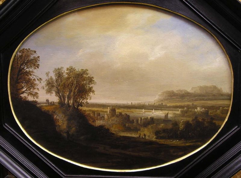 Paysge fluvial près d’une ville