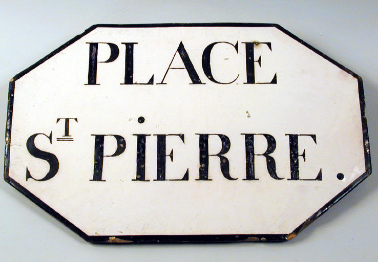 Place Saint-Pierre