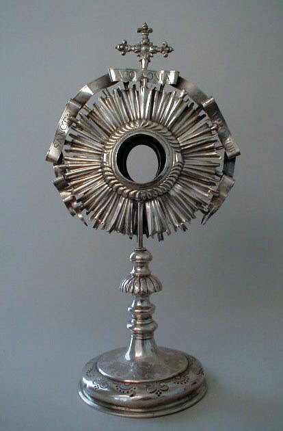 Ostensoir-reliquaire en métal argenté dédié à sainte Apollonia