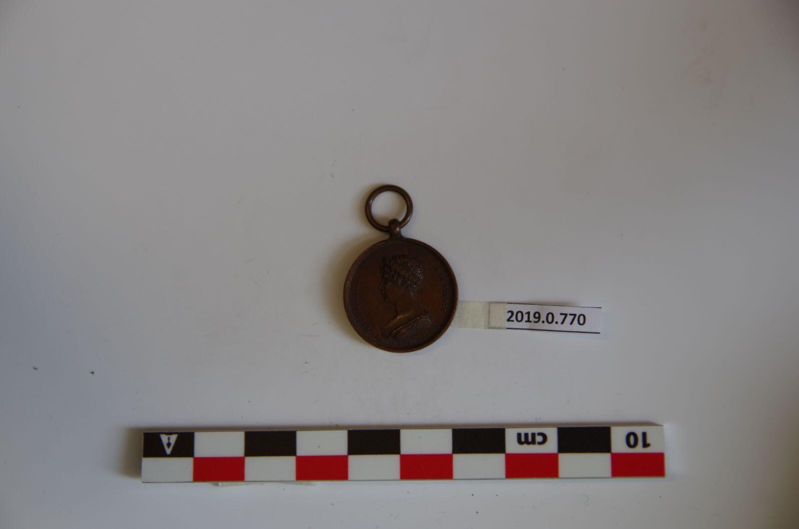 Le Jeunesse (avers) ; Minerve protégeant le duc de Bordeaux (revers)