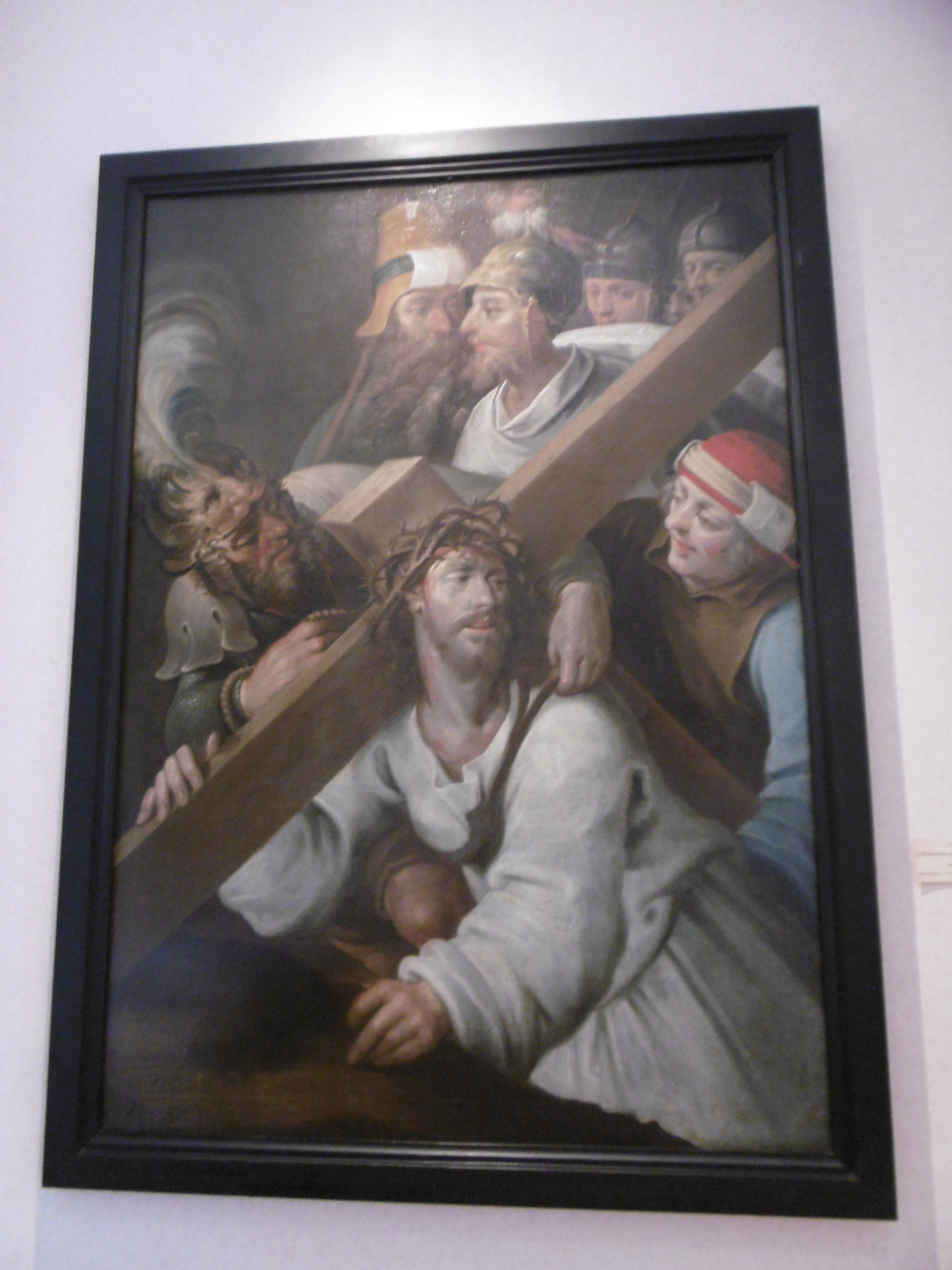 Le Christ tombe sous le poids de la croix