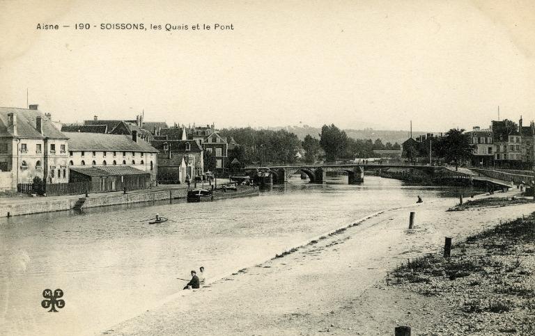 Soissons -Les Quais et le Pont