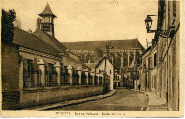 Soissons - Rue de Deflandre - Ecole du centre