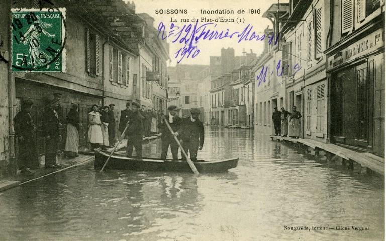 Soissons - Inondation 1910 - La rue du plat d'Étain