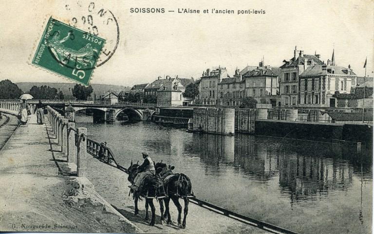 Soissons - L'Aisne et l'ancien pont-levis