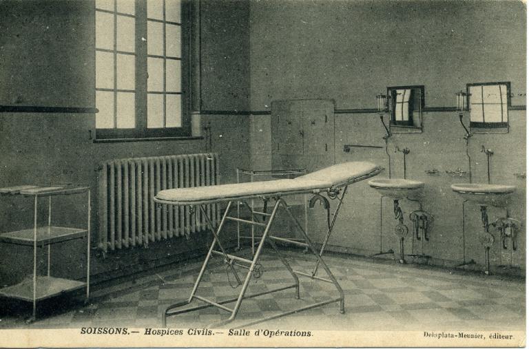 Soissons - Hospices Civils - Salle d'Opérations