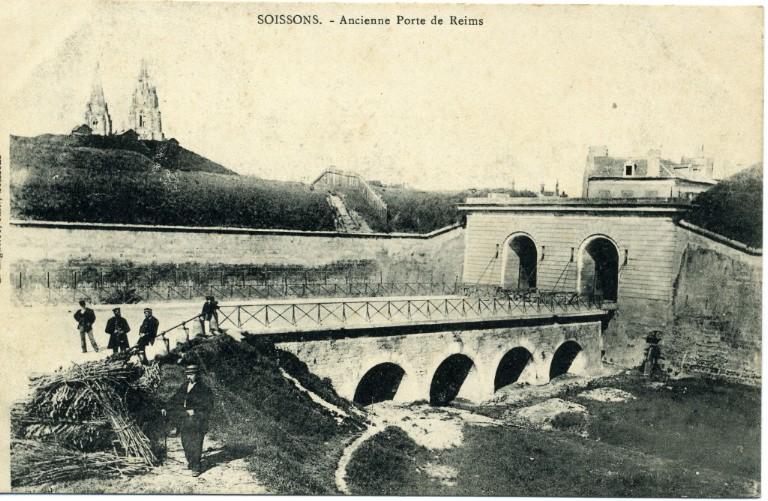 Soissons - Ancienne Porte de Reims